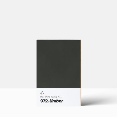 Beton Ciré kleurstaal | Kant & Klaar: 972. Umber